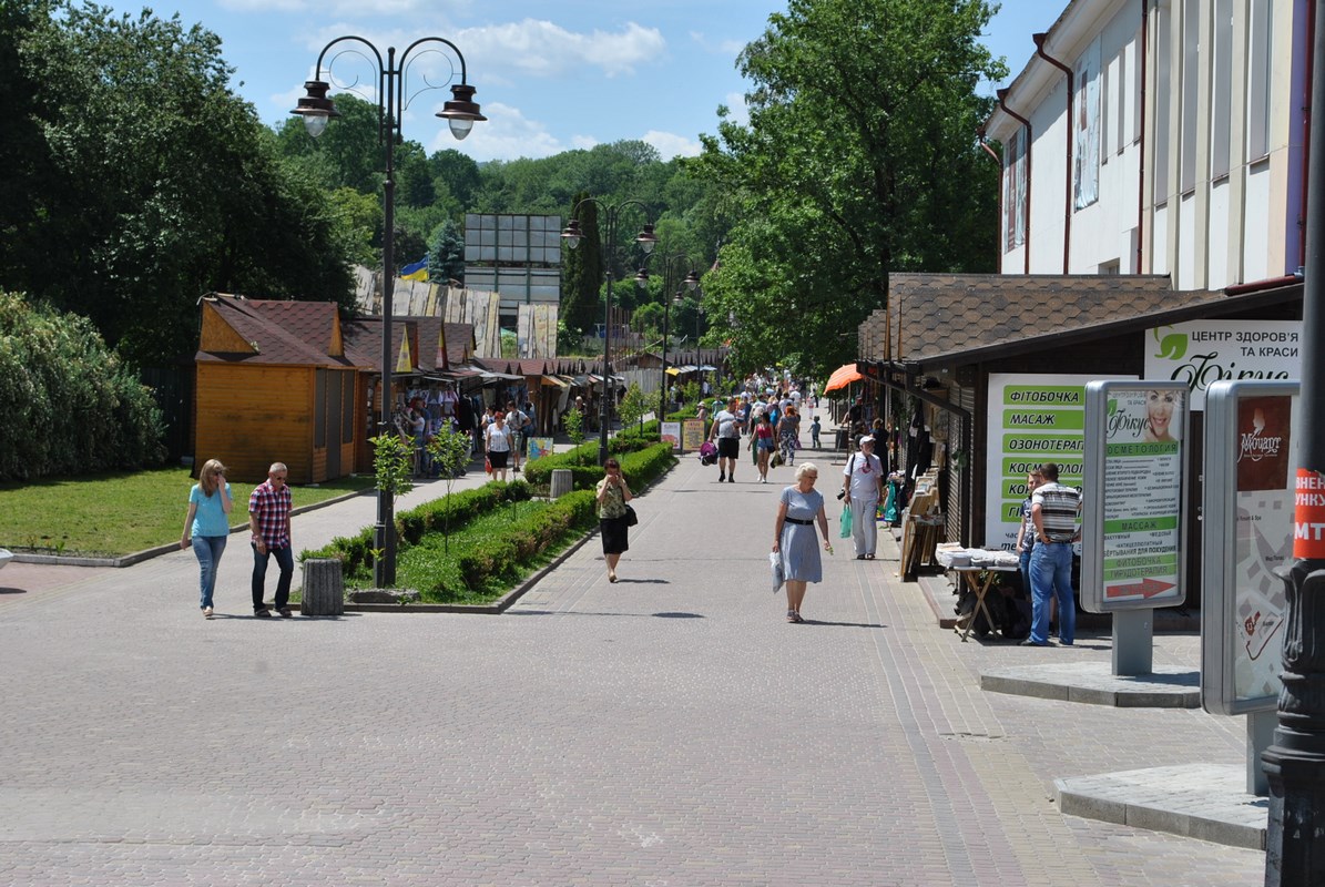 souvenir market, apartments Truskavets