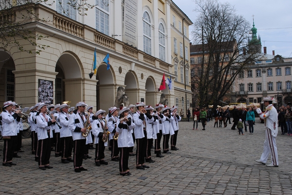 на площі Ринок, Львів квартири на добу